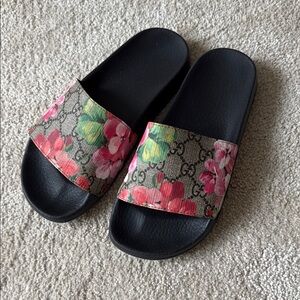 Gucci Floral GG Bloom Supreme Slidss